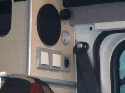 specialis lakojarmu biwak egyedi lakoauto gyartas renault trafic motorszallito 2009 kesz 00014BDC4F0C6 8D1C 77E6 6D3D 3DA3F85F3FBA