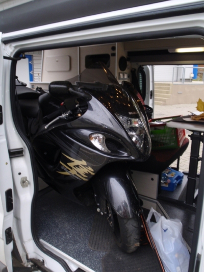 specialis lakojarmu biwak egyedi lakoauto gyartas renault trafic motorszallito 2009 kesz 0003372C2249B 7919 0C1D C063 58162F816547