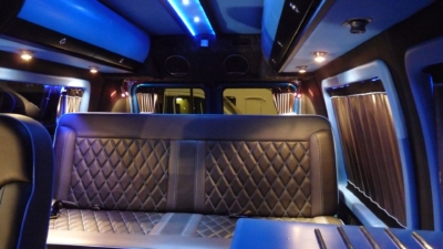 targyalobusz biwak egyedi lakoauto gyartas gmc vandura 2011 kesz 000234D435CB3 1AB8 DD7A A058 C0C8D999D295