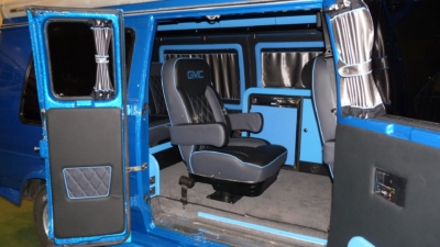 targyalobusz biwak egyedi lakoauto gyartas gmc vandura 2011 kesz 000393A5BD2D0 0BE7 3EC3 DA6A 9C77AA57C41E