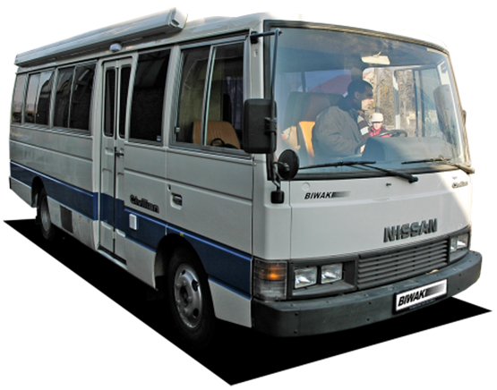 lakobusz 2007 biwak egyedi lakoauto gyartas kivulrol