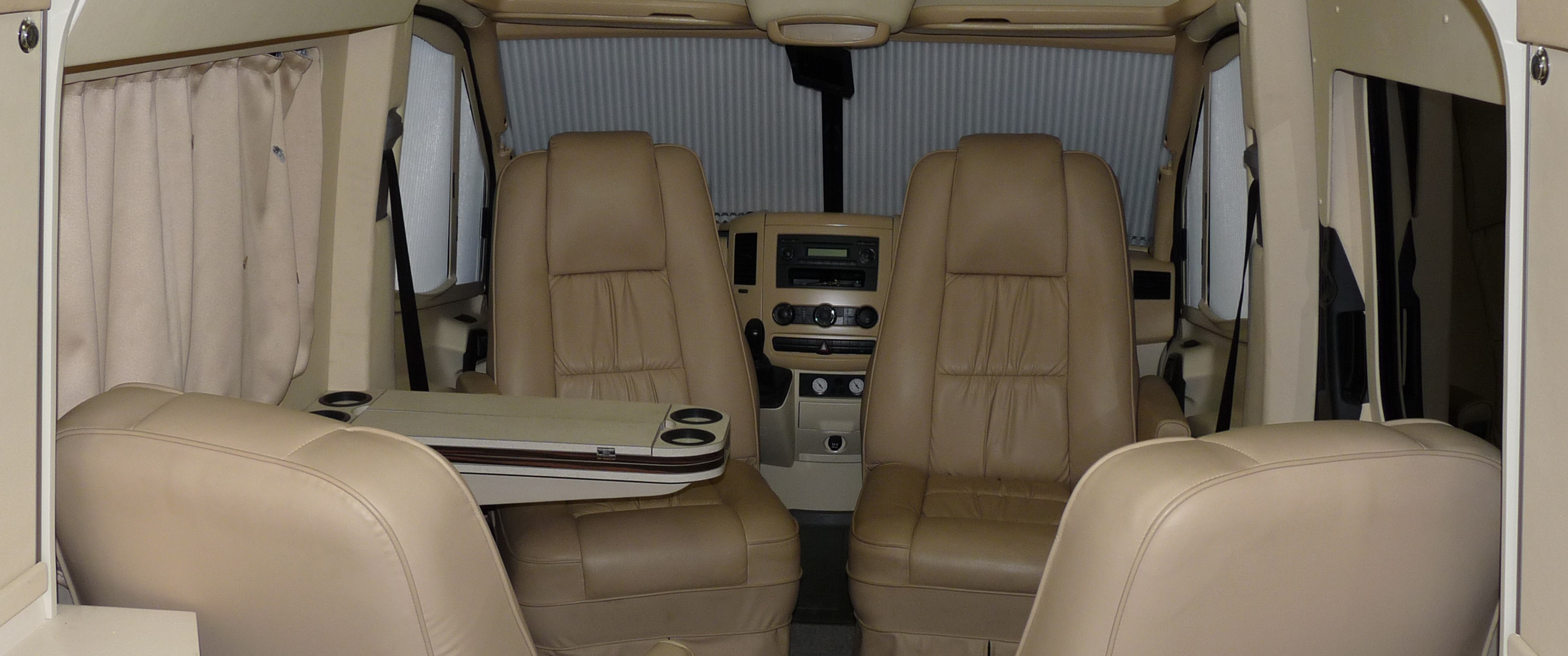 luxus targyalobusz mercedes sprinter 2011 biwak egyedi lakoauto gyartas borito